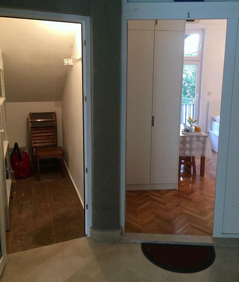 Apartment Jelas Makarska Eksteriør billede
